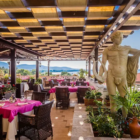 Hotel Santa Marina Village *