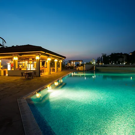Santa Marina Village Szálloda Szozopol