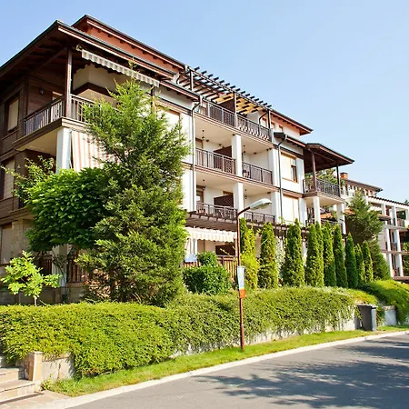 Szálloda Santa Marina Village