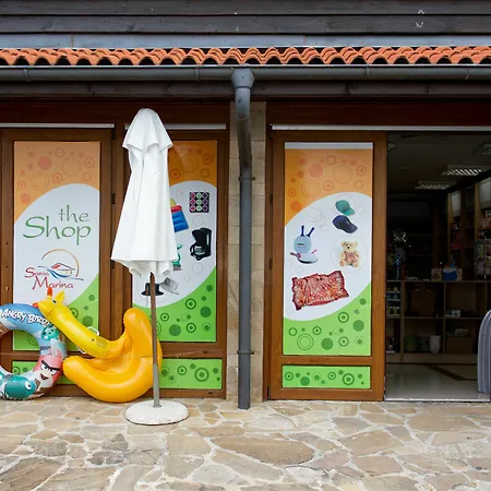 Santa Marina Village Szálloda *