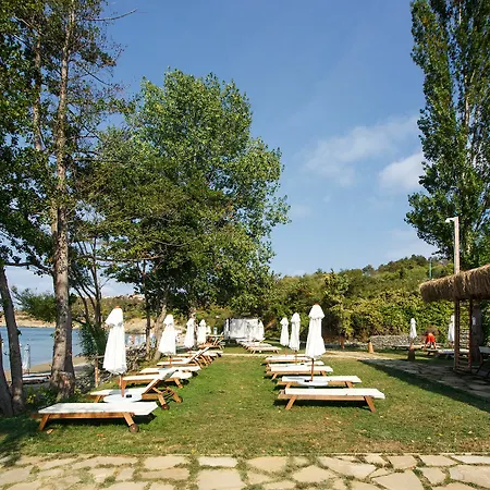 Santa Marina Village