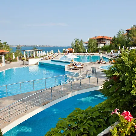 Santa Marina Village Szálloda Szozopol